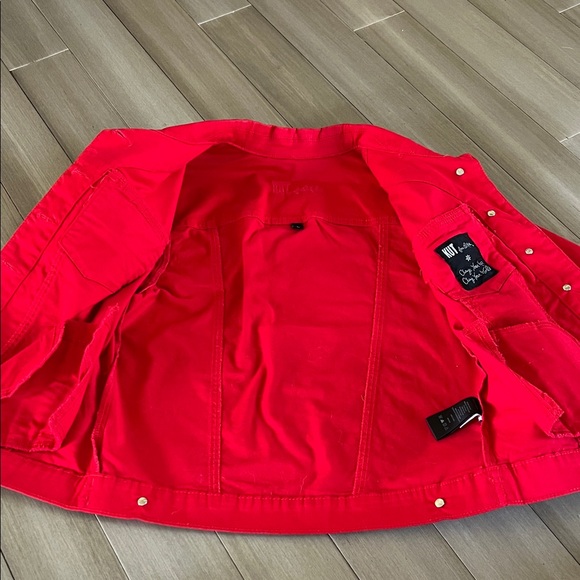 Kut from the Kloth Women's Red Jean Jacket - Picture 8 of 11